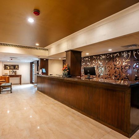 The Presidency Hotel Bhuvanesvar Kültér fotó