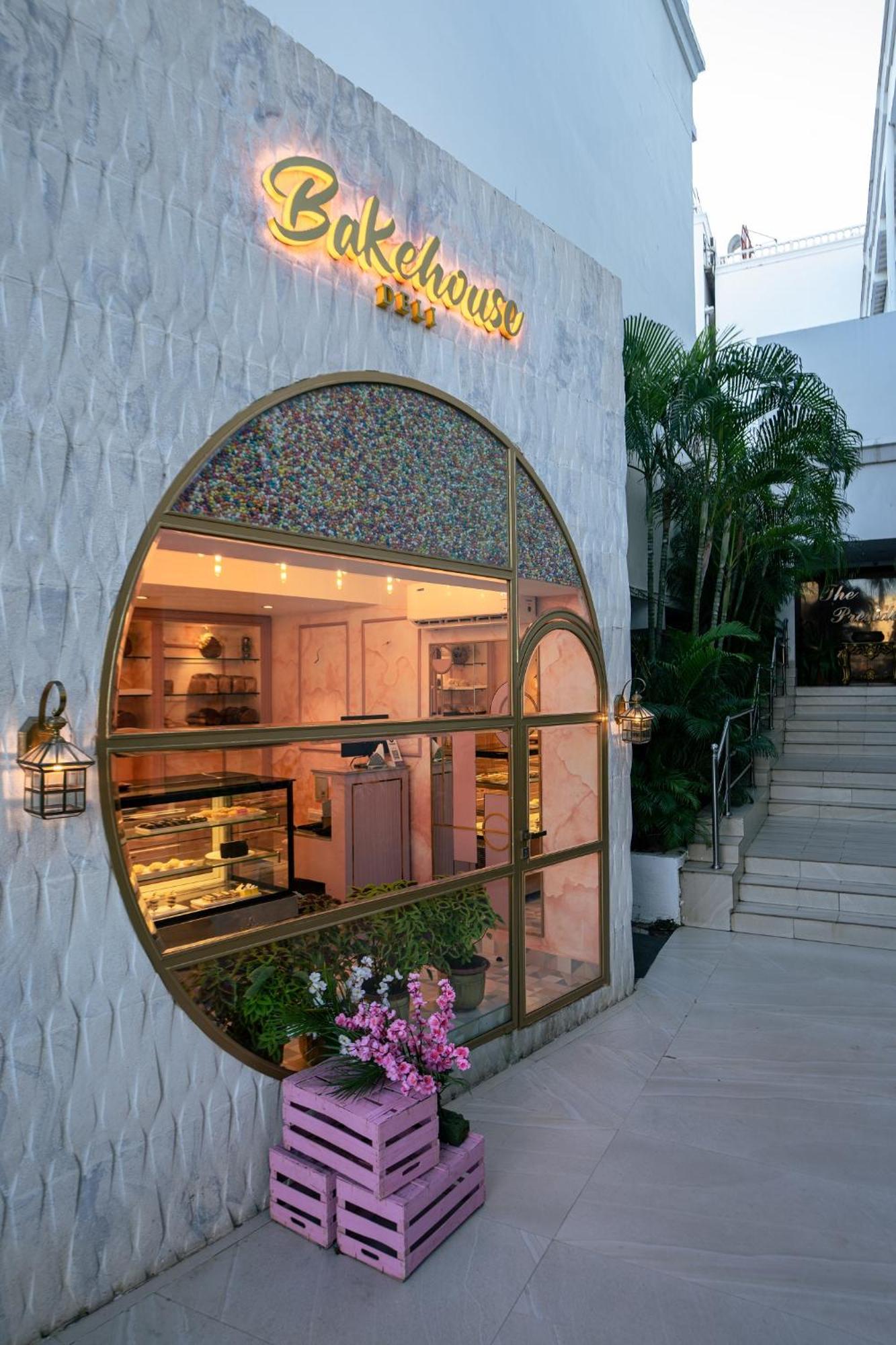 The Presidency Hotel Bhuvanesvar Kültér fotó